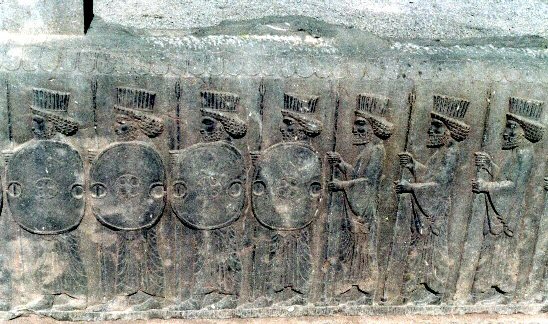 アパダーナ宮殿　衛兵の行列　前６−５世紀