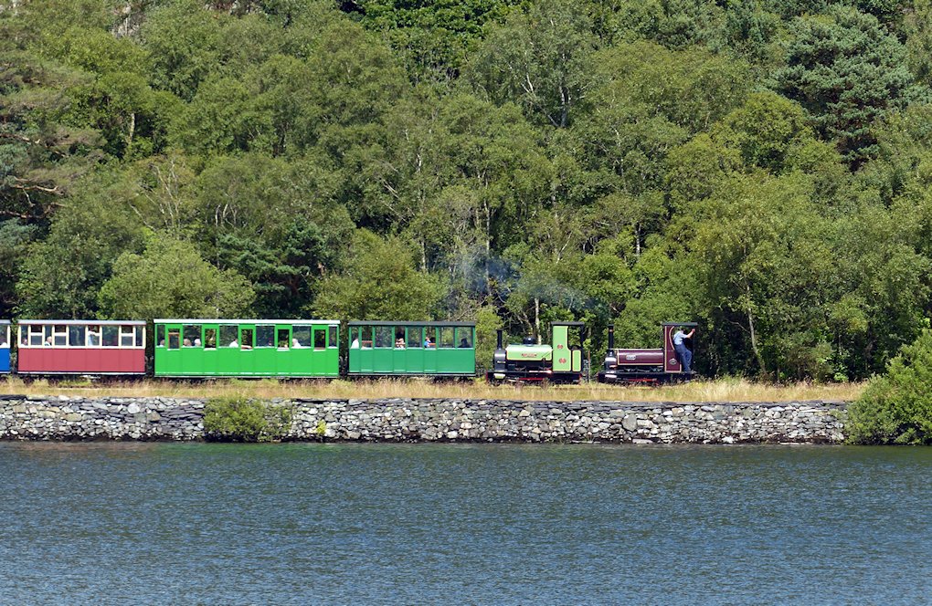 �E�F�[���Y�@�X�����x���X�E���C�N�S��