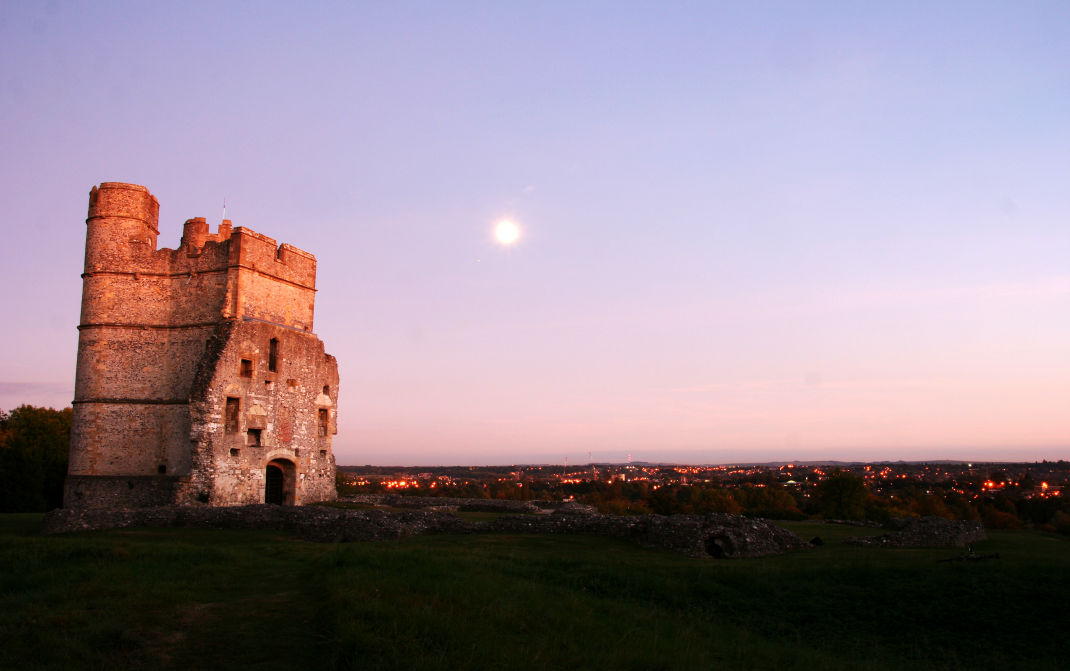 �T���Z�b�g�@�@�j���[�x���[