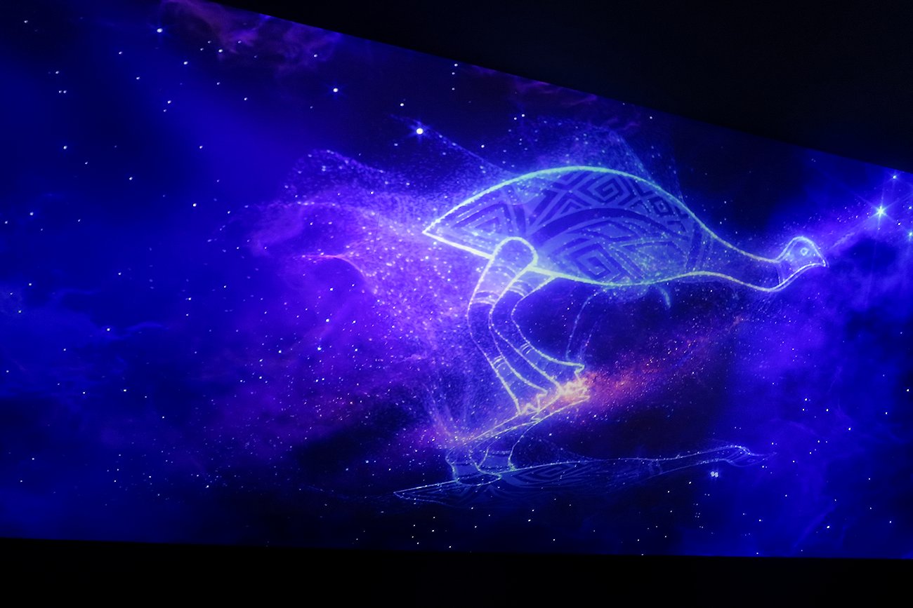 �I�[�X�g�����A�@�G�~���[�̖��Œm�����ׂȂ���