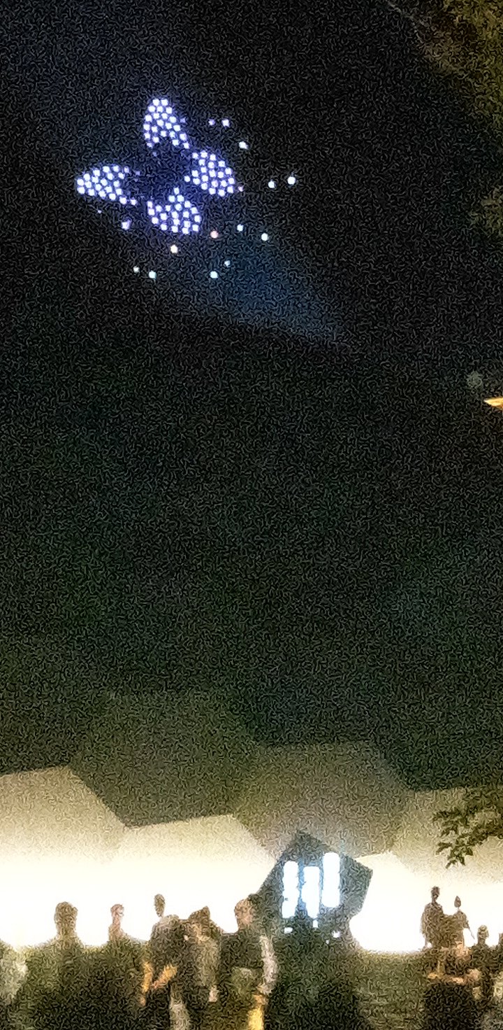 �h���[��